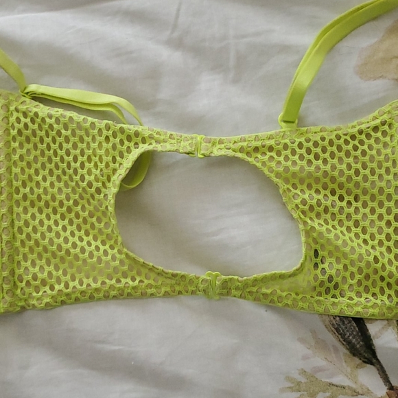 Bra - Picture 2 of 3